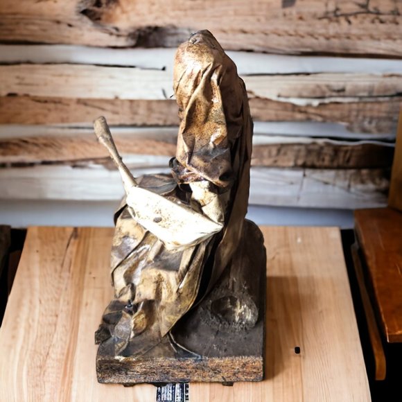 Paper Mache Mexican Folk Art - Peasant Woman Seated Holding Clay Pot - Picture 5 of 6